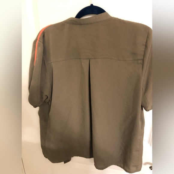 Guess button down - Picture 3 of 4